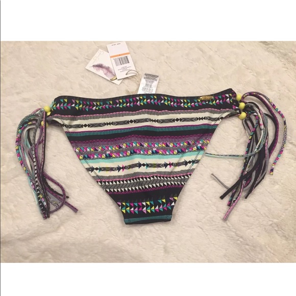 Jessica Simpson Santa Fe Knotted Fringe Bottom - Picture 5 of 7